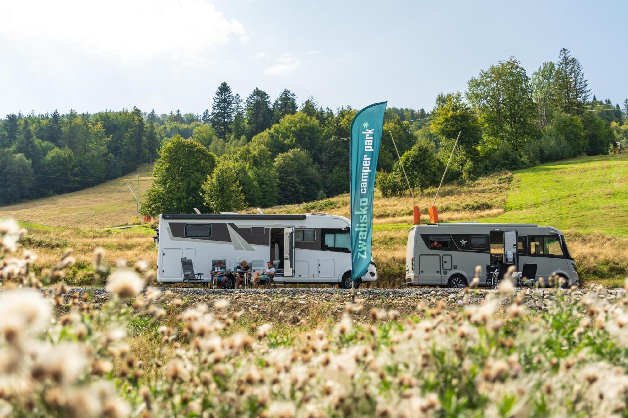 Zwalisko Camper Park Parcela Na Namiot Kemp *